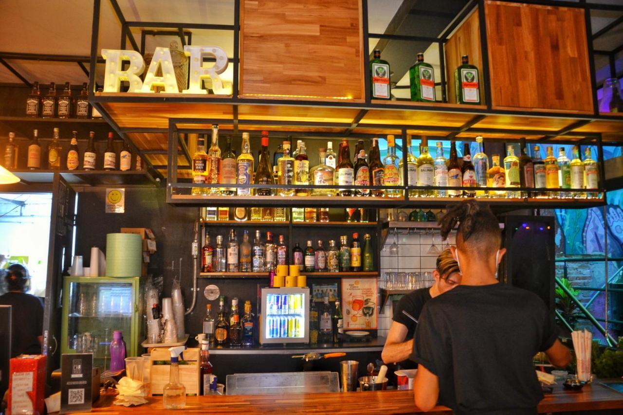Hostal Garoa Party Bar