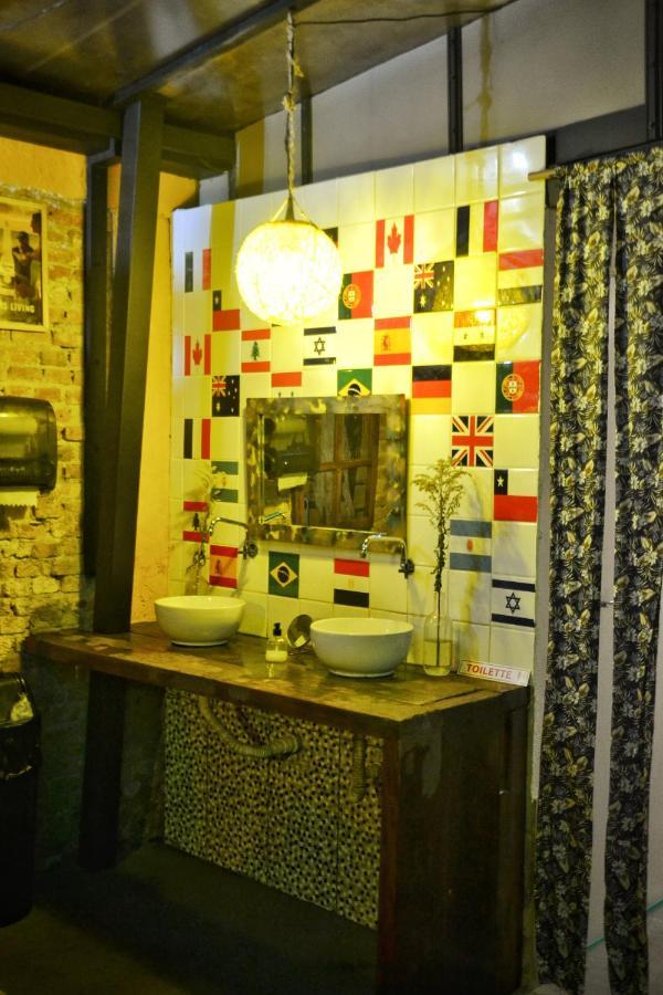 Garoa Party Bar Hostal