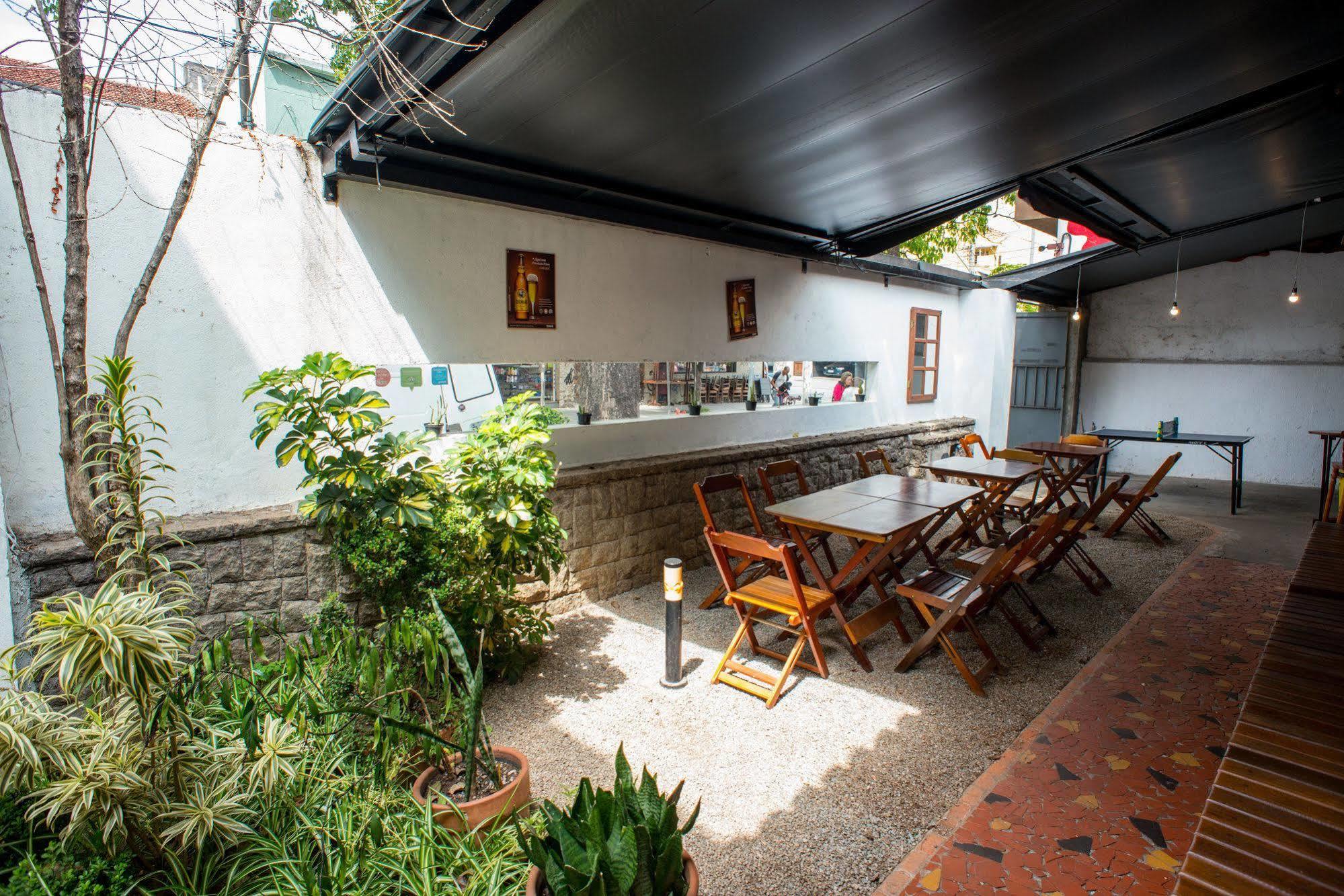 Garoa Hostel *
